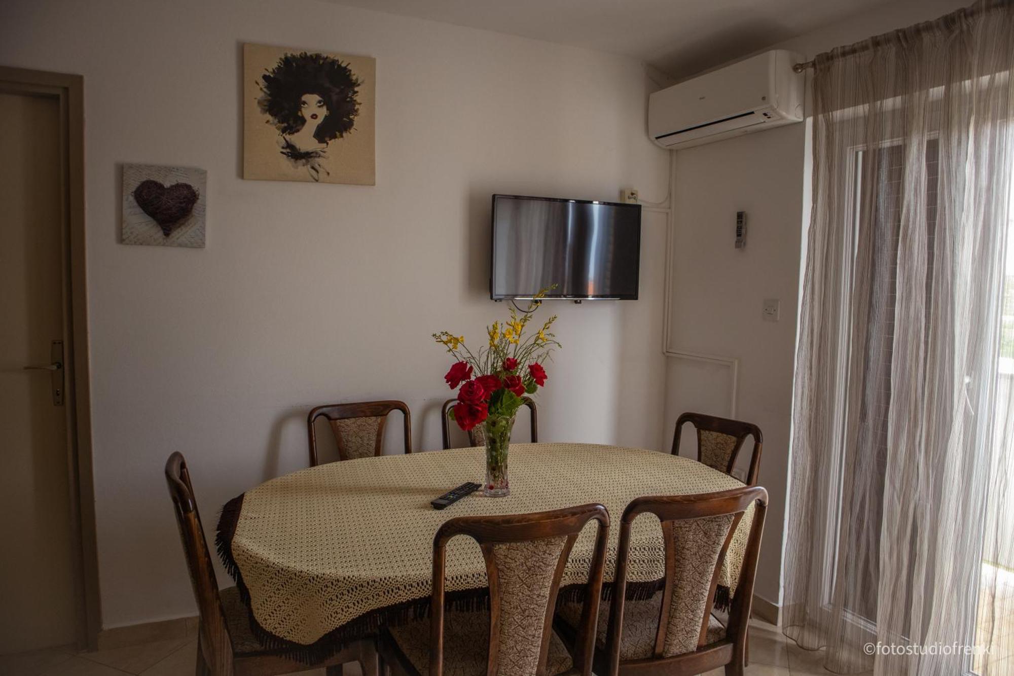 Guesthouse Marija Lopar Exterior photo
